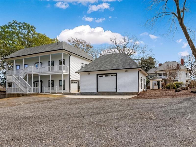 406 E Shadburn Avenue