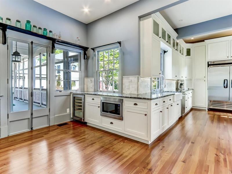 406 E Shadburn Avenue