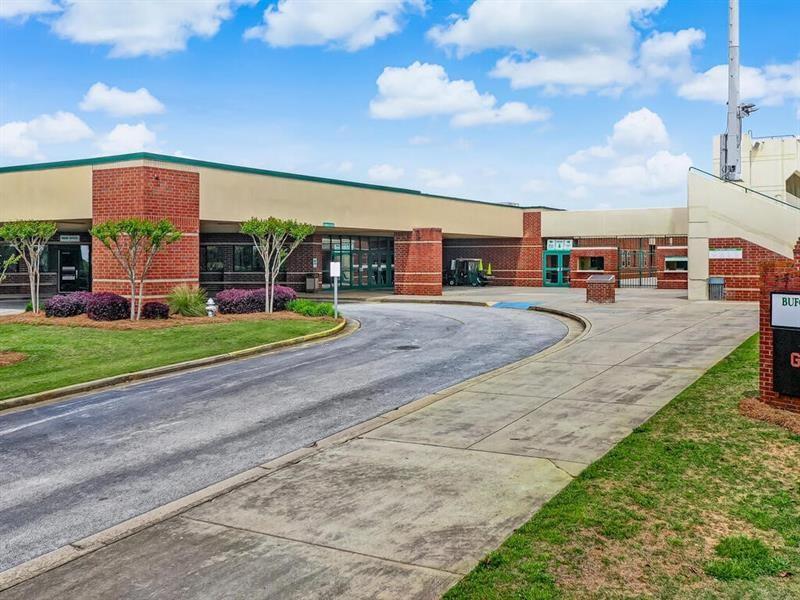 406 E Shadburn Avenue