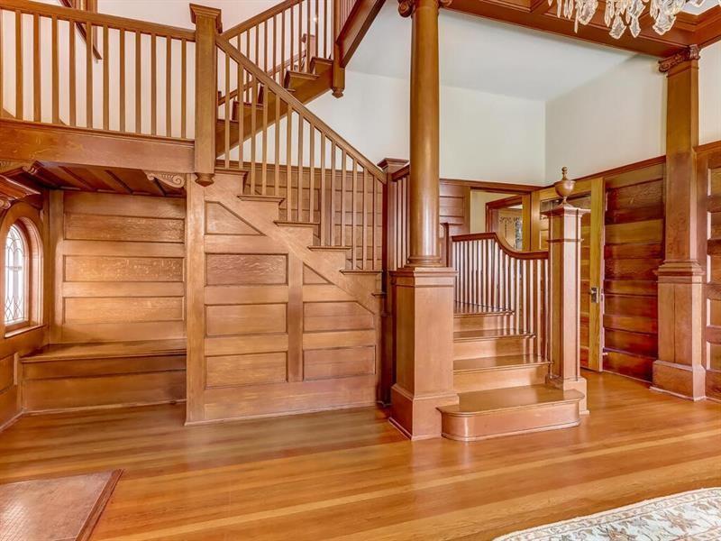 406 E Shadburn Avenue