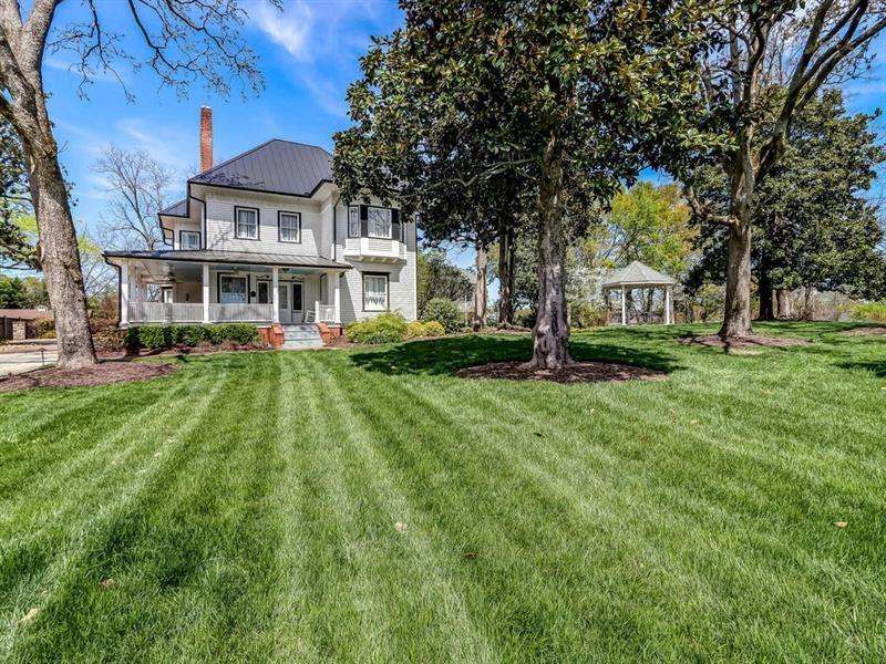 406 E Shadburn Avenue