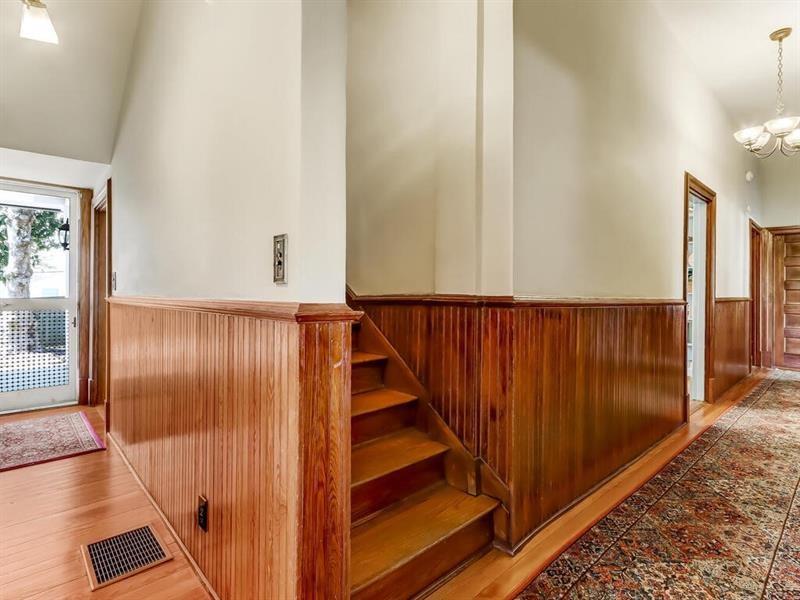 406 E Shadburn Avenue