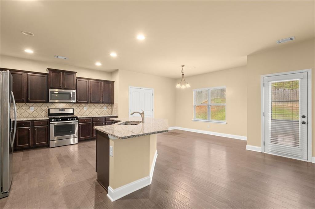 2742 Misty Ivy Drive