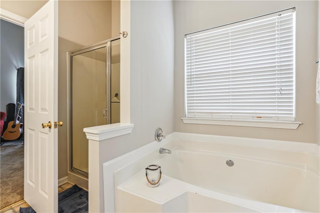 2432 Heatherton Court