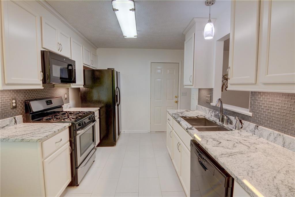 3540 Park Bluff Lane