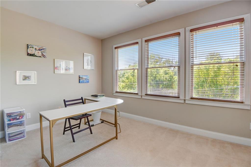 3006 Montclair Circle SE