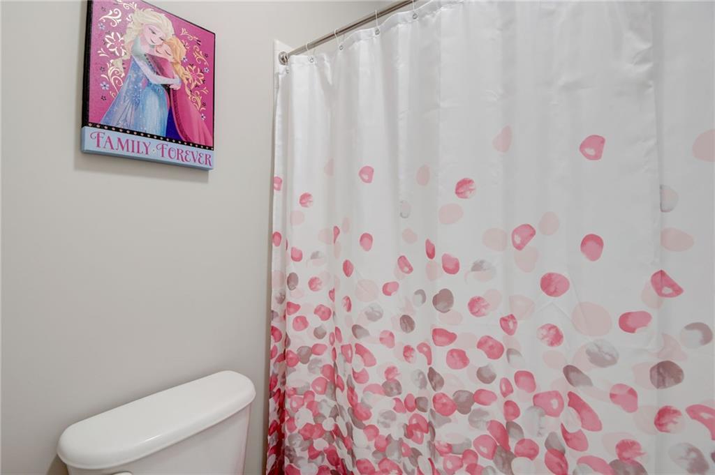 3006 Montclair Circle SE