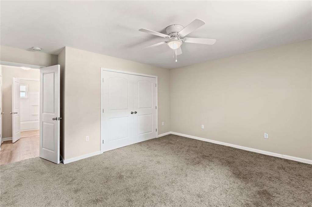 5859 LONE OAK Drive SW