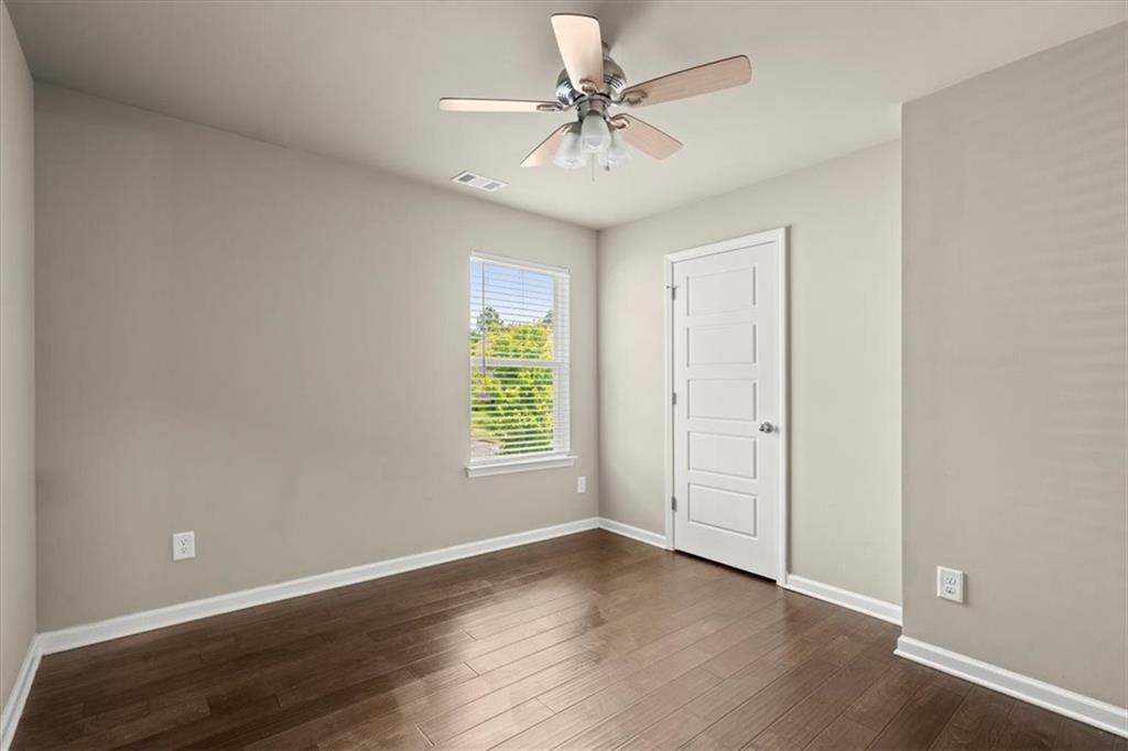 6454 Barker Station Walk