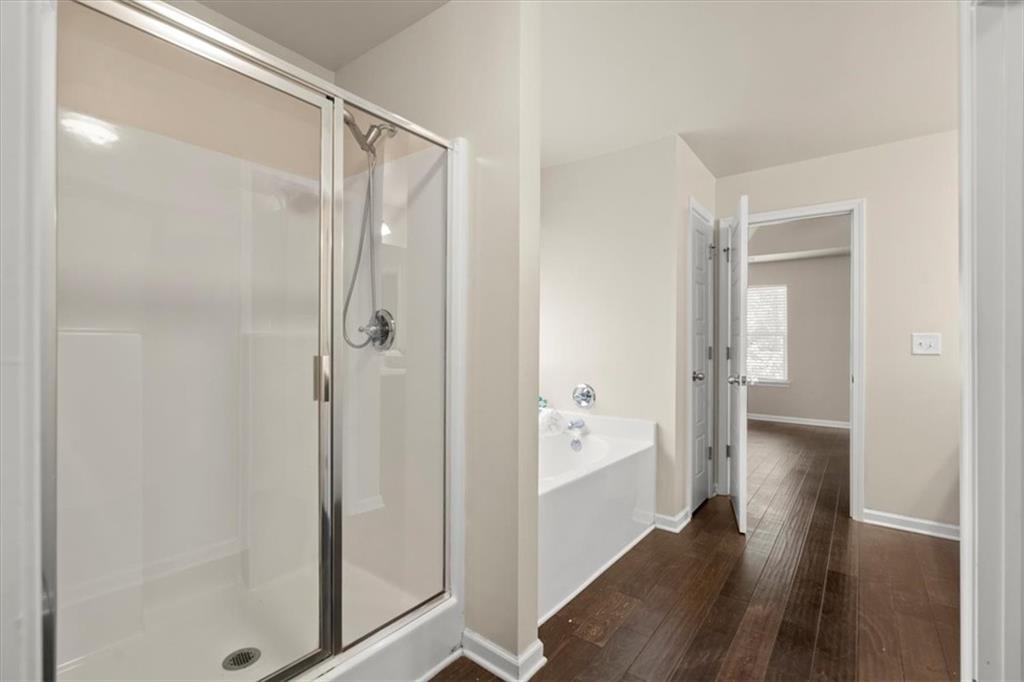 6454 Barker Station Walk