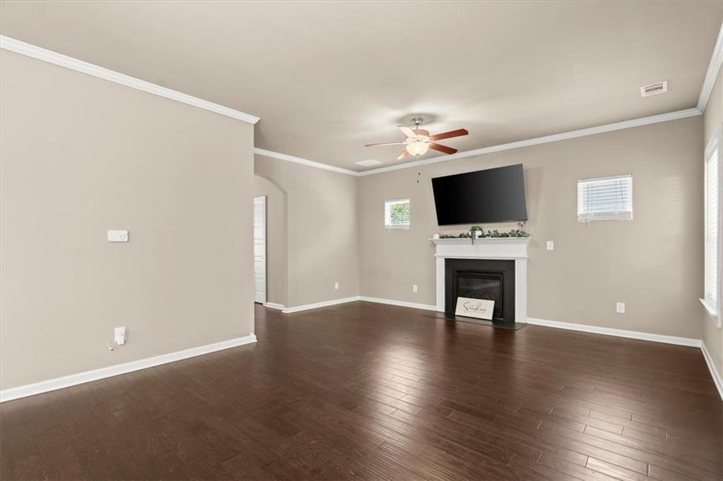 6454 Barker Station Walk