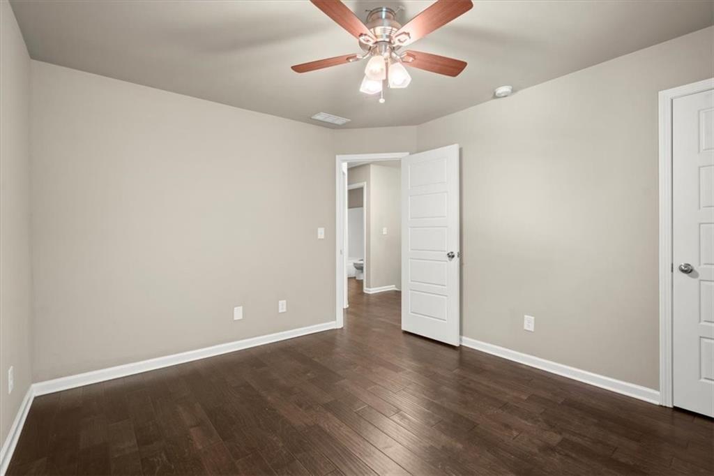 6454 Barker Station Walk