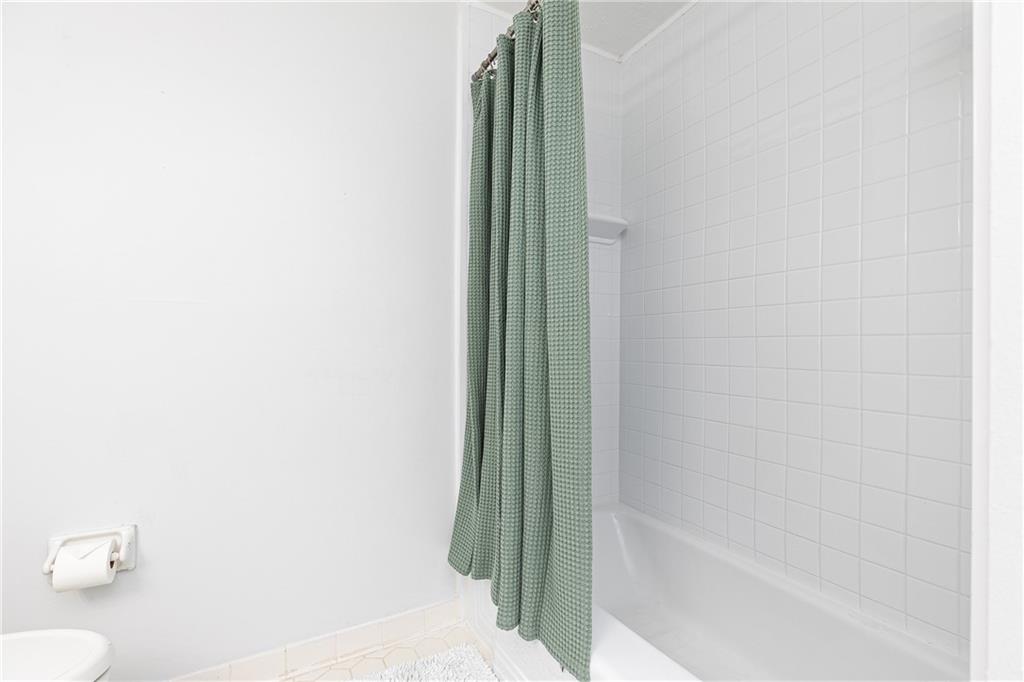 3848 Creek Hollow Way