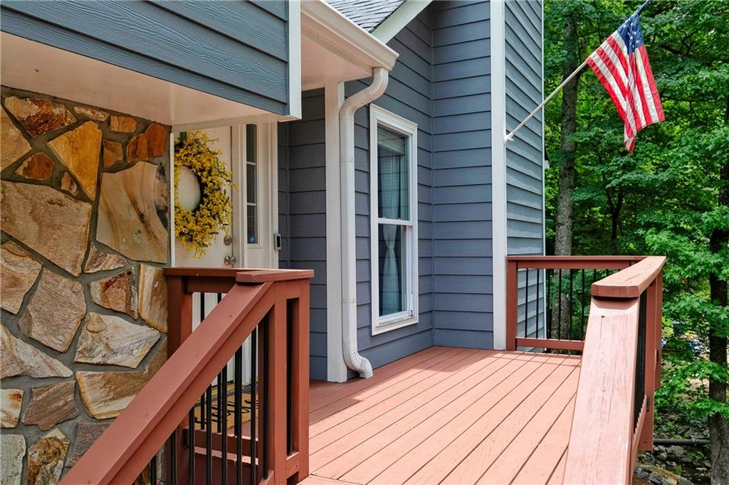 3848 Creek Hollow Way