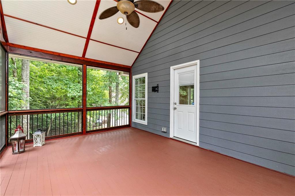 3848 Creek Hollow Way