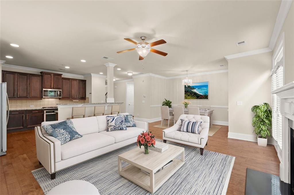 7600 Glisten Avenue NE