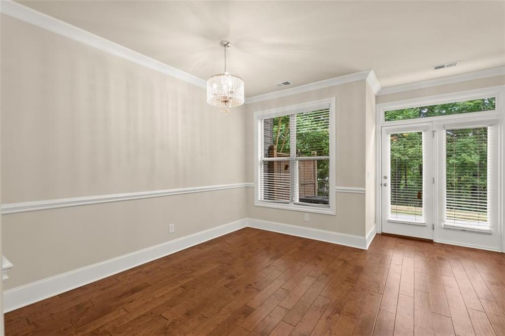 7600 Glisten Avenue NE