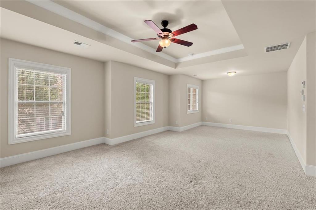 7600 Glisten Avenue NE