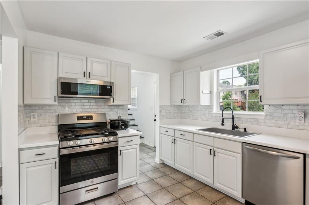 3600 Regency Park Drive