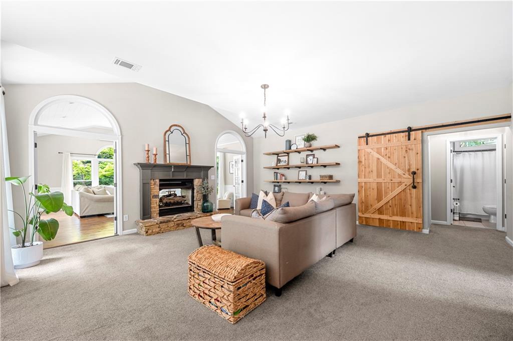 3003 GROVE VIEW Court