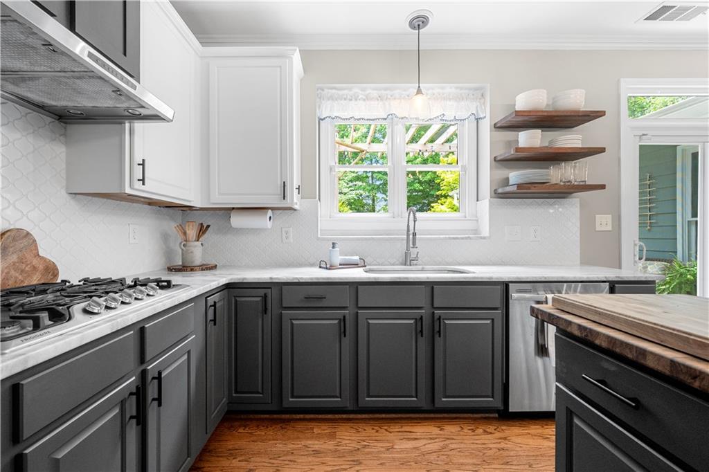 3003 GROVE VIEW Court