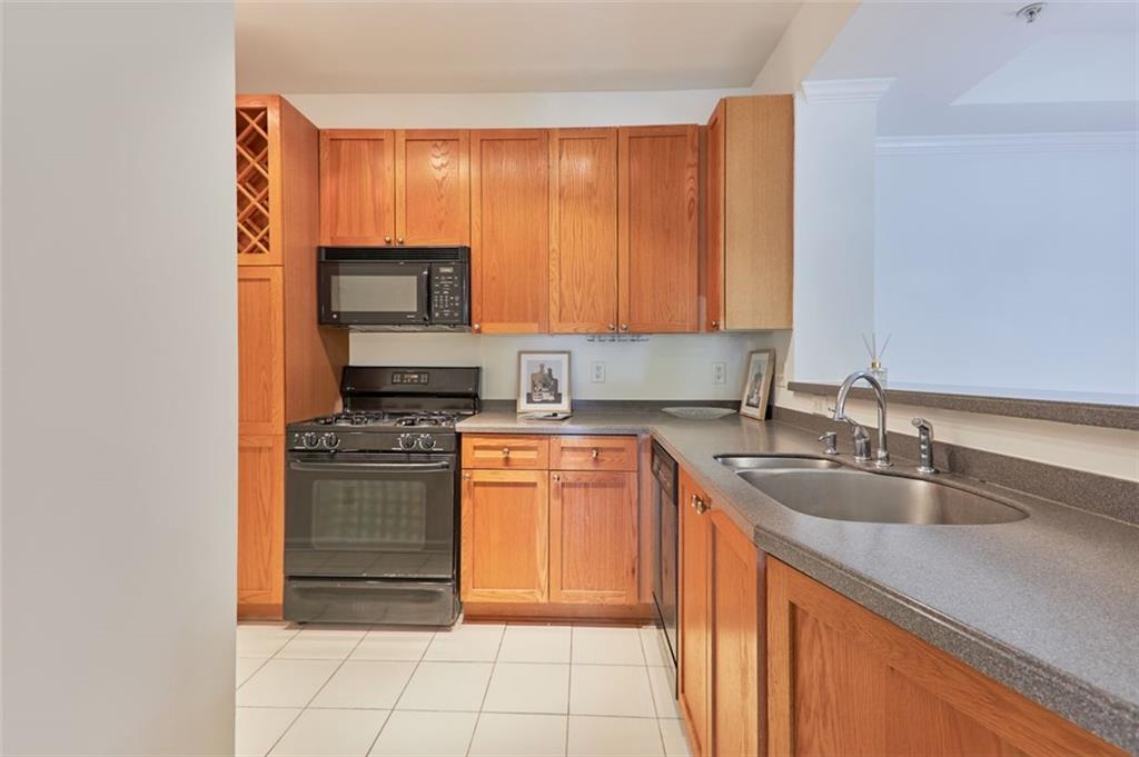 424 Lindbergh Drive NE Unit 110