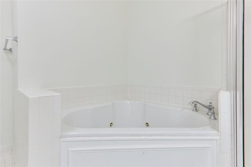 424 Lindbergh Drive NE Unit 110