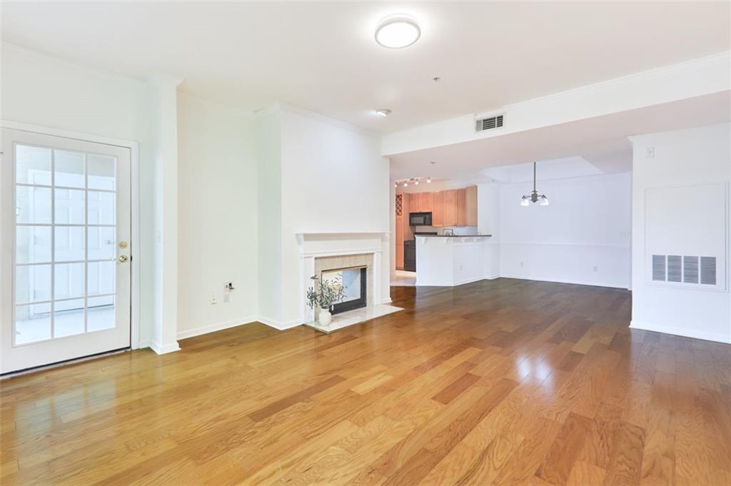 424 Lindbergh Drive NE Unit 110