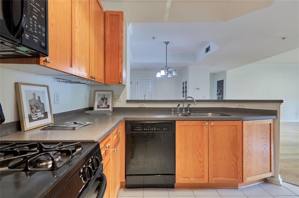 424 Lindbergh Drive NE Unit 110