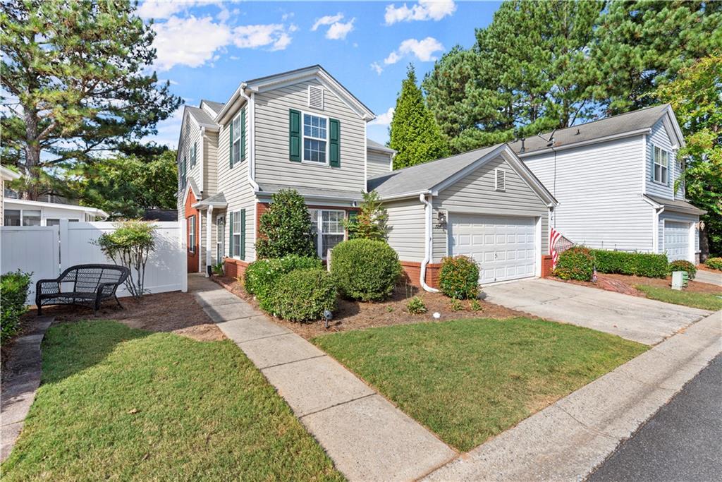 784 Windcroft Circle NW