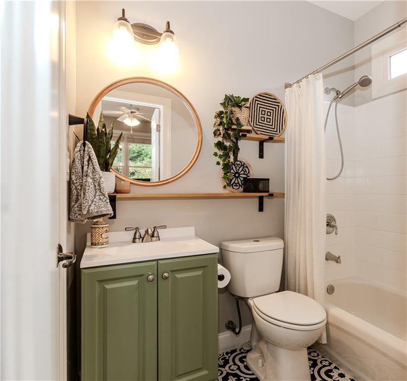 2292 Floral Ridge Drive