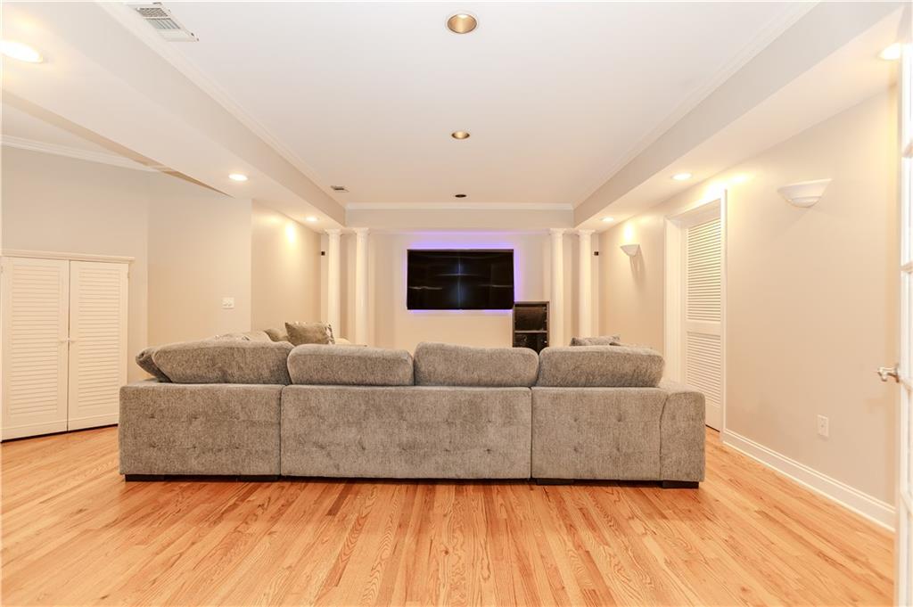 2292 Floral Ridge Drive