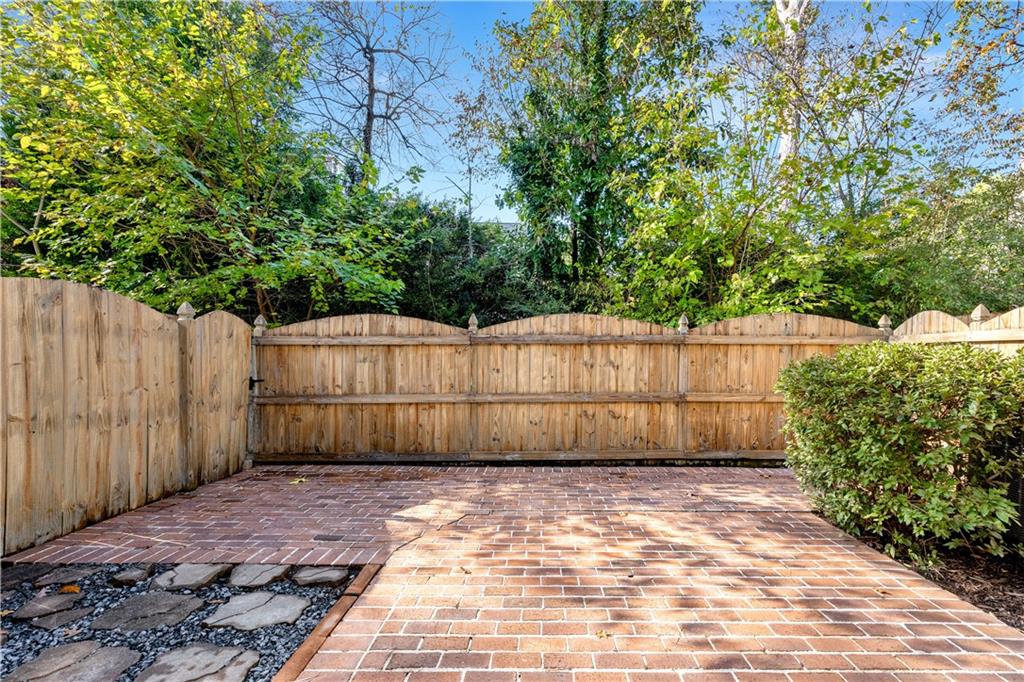 1907 Harrison Park Drive