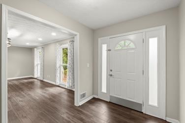 855 Riverbend Drive SW