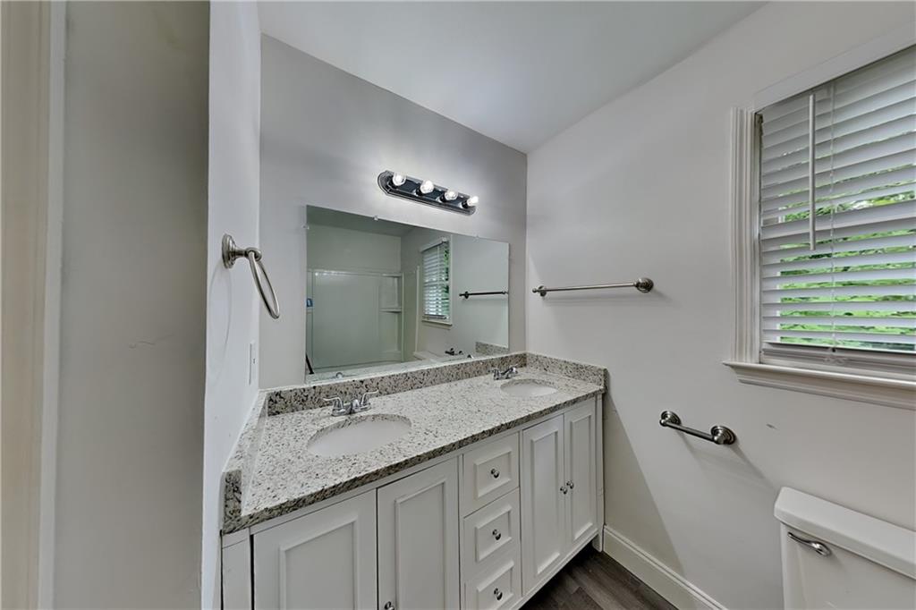 4000 Tall Pine Drive