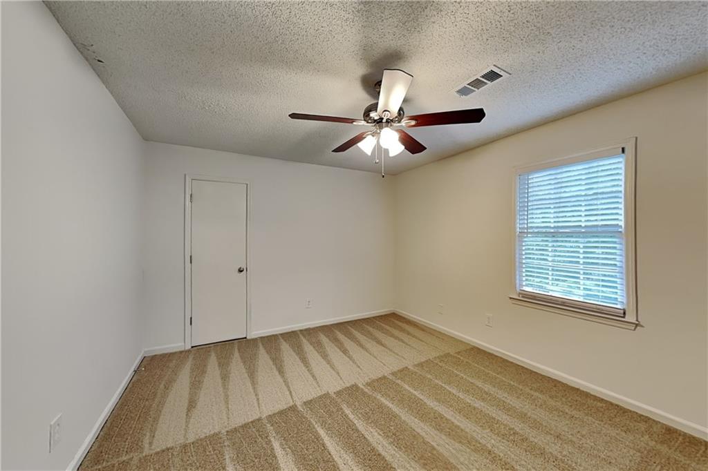 4000 Tall Pine Drive