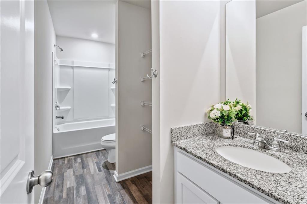 810 Shallowford Road