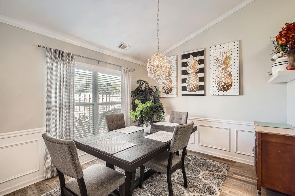 1756 Hedington Court