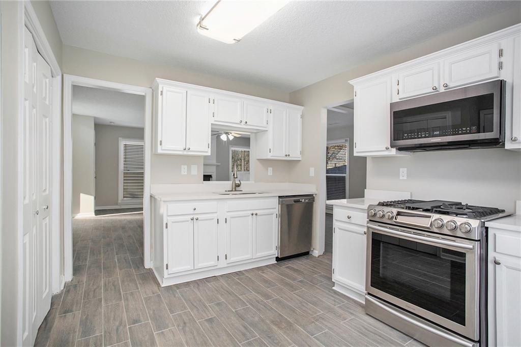 949 BRIARLEIGH Court