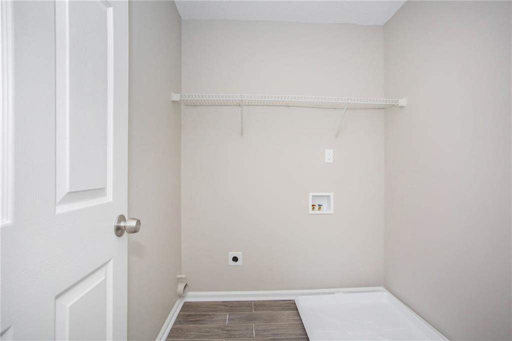 949 BRIARLEIGH Court