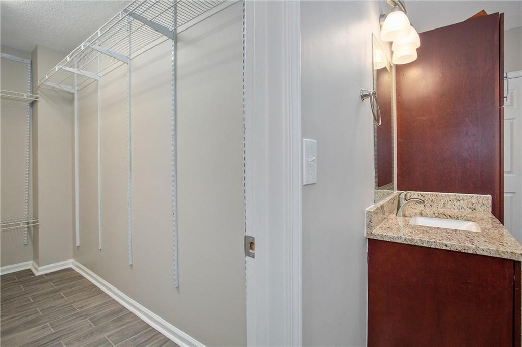 949 BRIARLEIGH Court