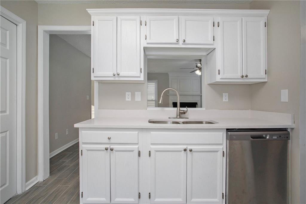 949 BRIARLEIGH Court