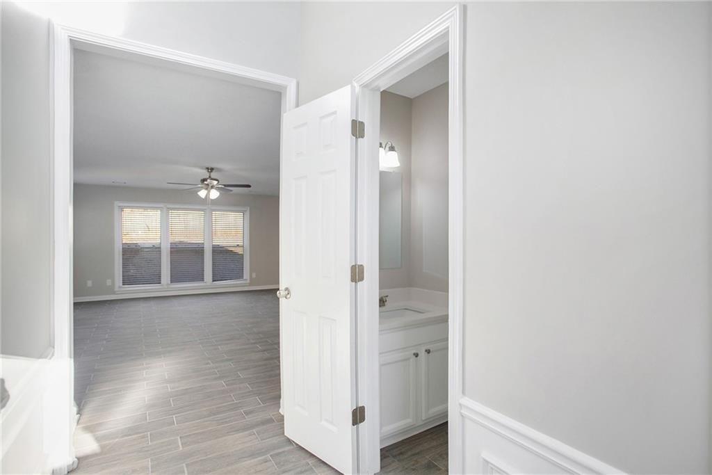 949 BRIARLEIGH Court