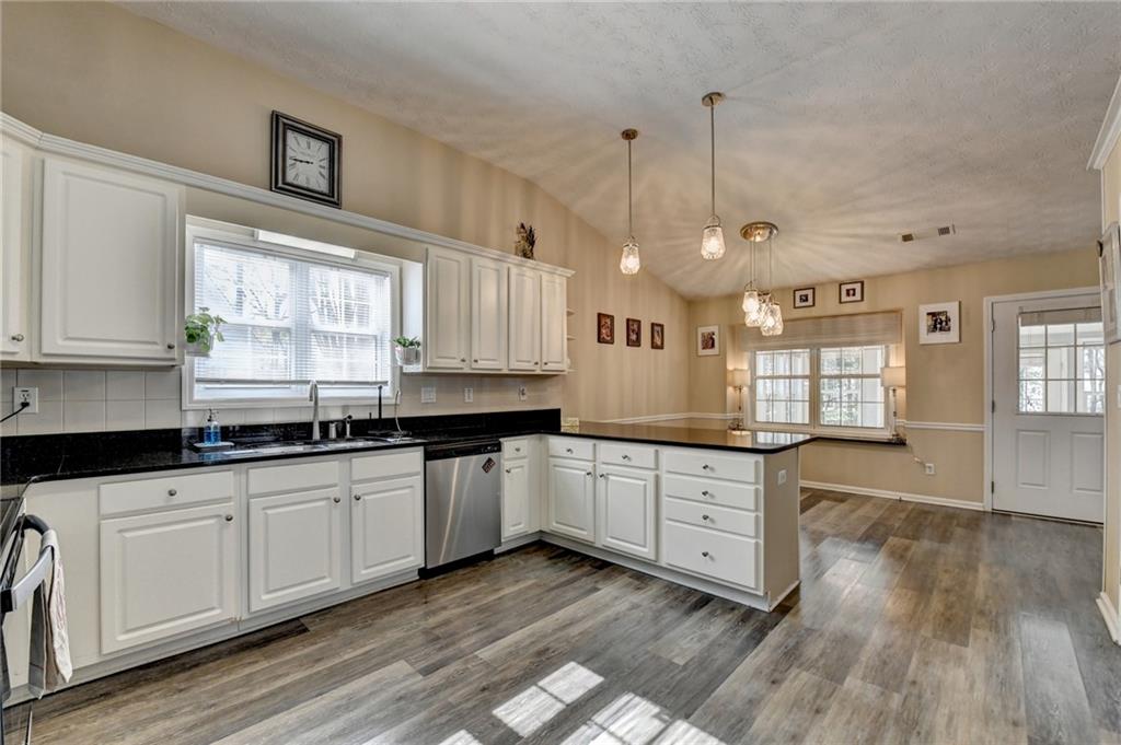 305 Morning Glen Drive