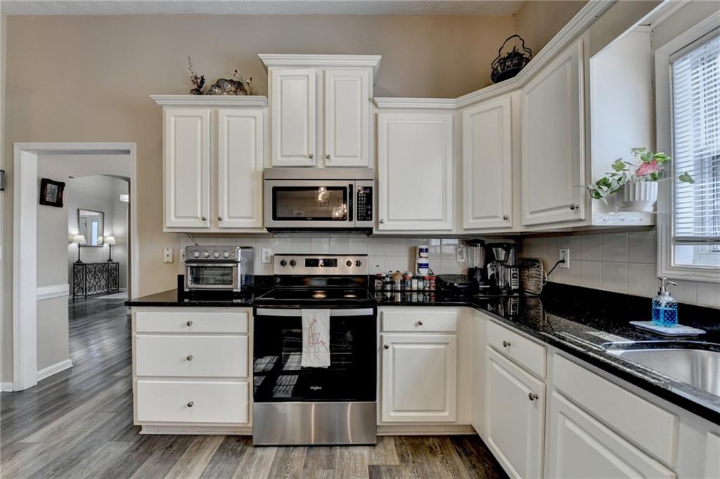 305 Morning Glen Drive