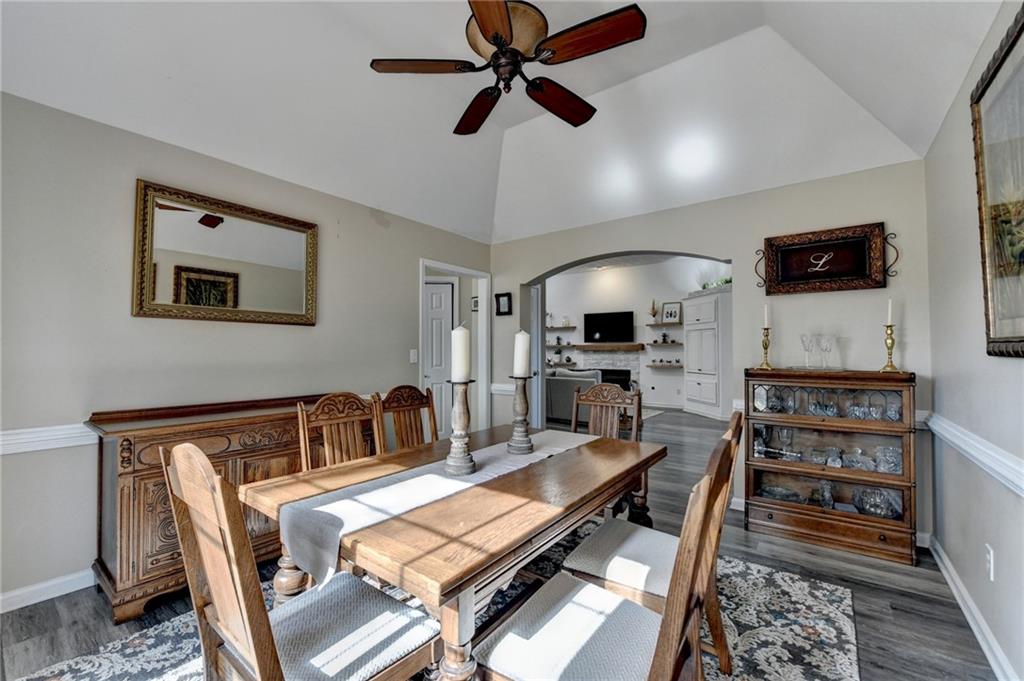 305 Morning Glen Drive