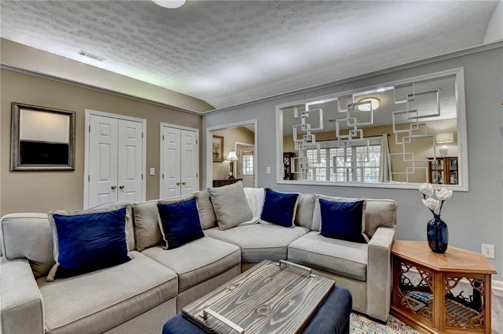 305 Morning Glen Drive