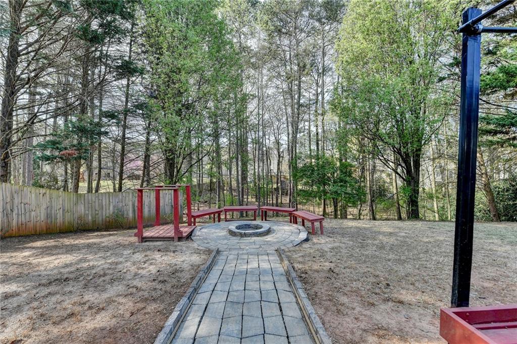 305 Morning Glen Drive