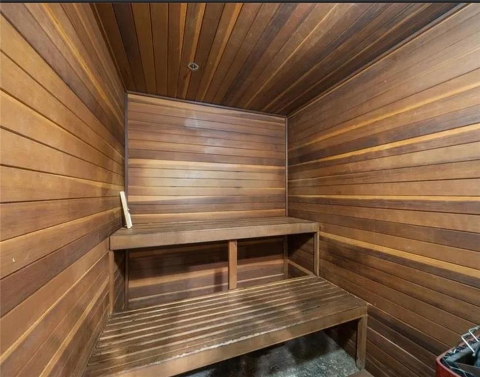 3475 Oak Valley Road NE Unit #870