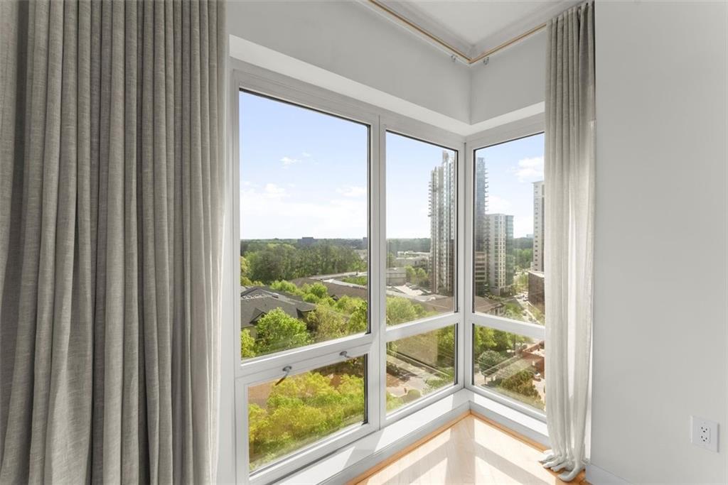 3475 Oak Valley Road NE Unit #870